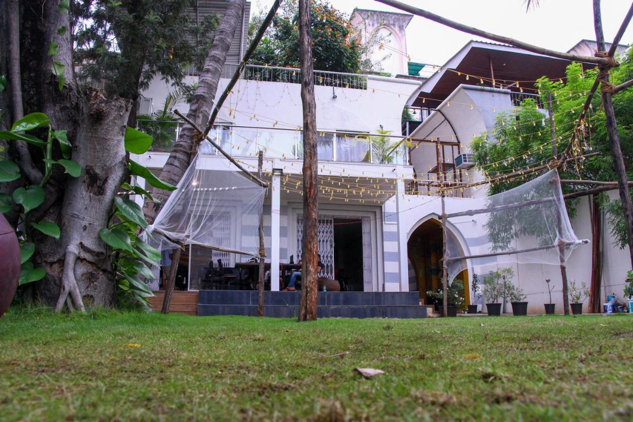 Urban Nomads Pune Riverside Colive Cowork Hostel Exterior photo